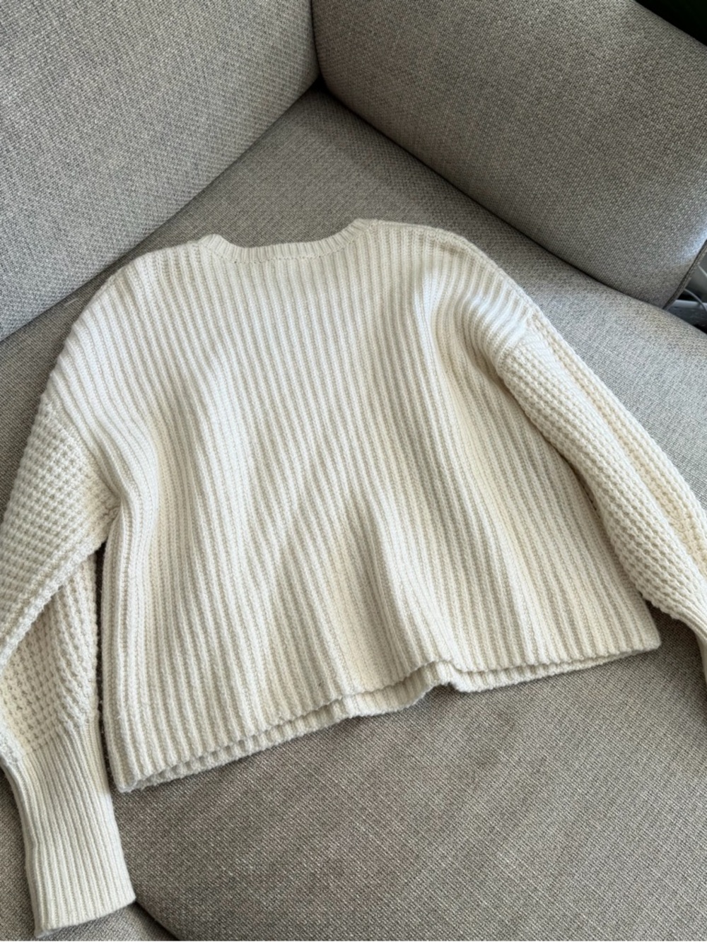 Splendid Cream Sweater - Picture 9 of 9